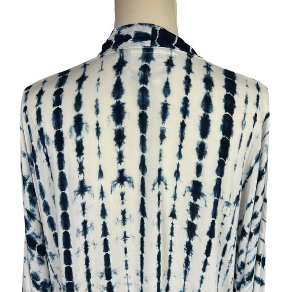 Style Park 1 Kimono One Size Blue White Pockets Single Button Closure Cover Up - Picture 6 of 12